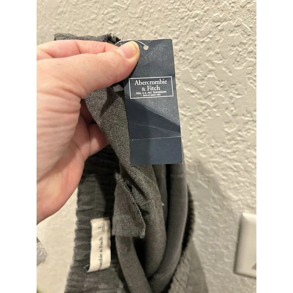 Abercrombie & Fitch Gray Elastic Waist Pants Pockets Pull On Women’s Large NWT - Picture 5 of 6